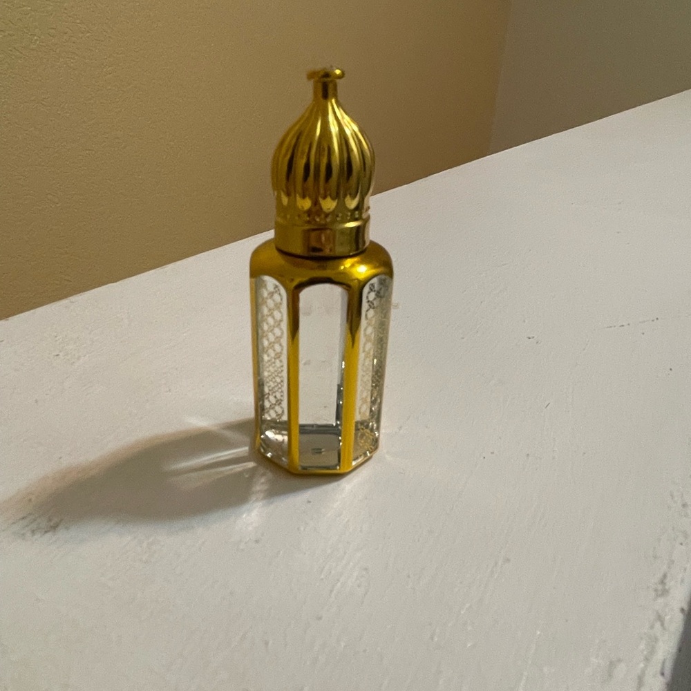 Middle Eastern Arabic Perfume – Fresh Oriental Floral